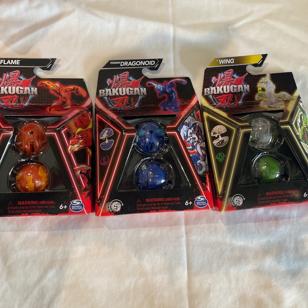 Bakugan, 2-inch-Tall Collectible, Customizable Action Figure, Girl and Boy Toys